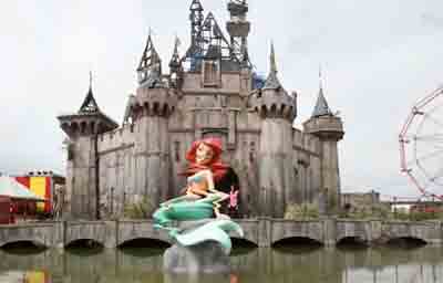 bansky_disney